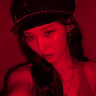 mihyeyeah's profile picture. 