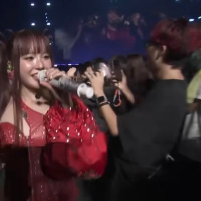 breeze1211's profile picture. 40歳にして初めてファンクラブに入るぐらいXGにドハマり🐿JURIA寄りの箱推し📦📦📦コカコーラxfes神席で大発狂🤯アイコンは推しとのツーショ📸←無理やり