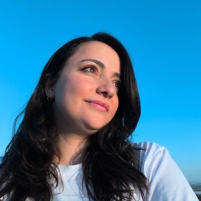 dilan_cskn's profile picture. yeni karalama defterim🤍

kendine psikolojik danışman 🖌️
ama Diyarbakır'ın ilk sanat terapisi uygulayıcısı♥️