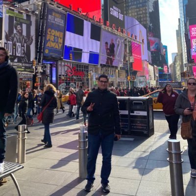 ReyesAlfredoM's profile picture. Abogado | Fan de los Pumas, el vino y las películas