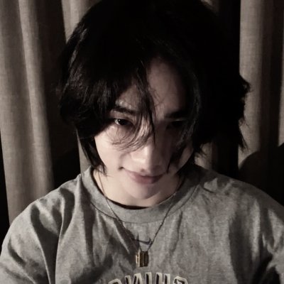 hyjjinnie's profile picture. 𝐄𝐗𝐎-𝐋⁹ | 𝐒𝐓𝐀𝐘⁸

— 𝑚𝑢𝑙𝑡𝑖-𝑓𝑎𝑛𝑑𝑜𝑚 𝑠𝑜𝑢𝑙 ✧ 𝑔𝑒𝑡 𝑡𝑜 𝑘𝑛𝑜𝑤 𝑚𝑒 𝑡ℎ𝑟𝑜𝑢𝑔ℎ 𝑚𝑦 𝑐𝑎𝑟𝑟𝑑 (´｡• ᵕ •｡) ♡`