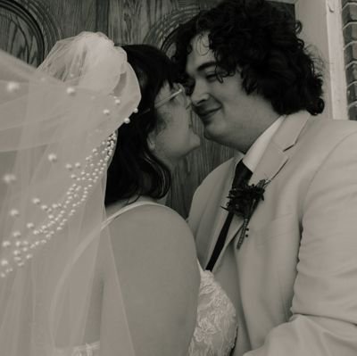 thattexasgirly's profile picture. real 🗝|| taylor nation retweeted || eras tour 5.12.23 || 2x NF music video actor||💚ethan💚 ||