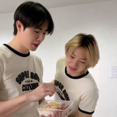 pajousmilezmile's profile picture. ควรค่าแก่การถูกรัก @zee_pruk @CwrNew คีพคู่ #ซนซน | ขอให้ซีนุนิวถูกรักอย่างดี 🤍