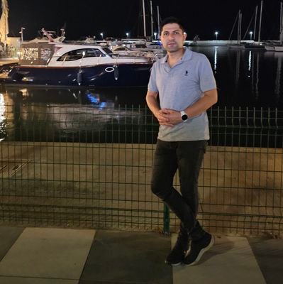 slymnalkan27's profile picture. 