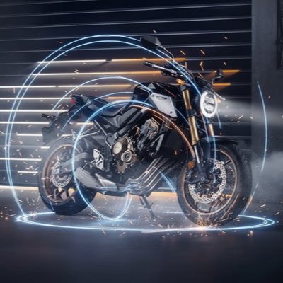 Kanjaruek's profile picture. Programmer, Liverpool Fan