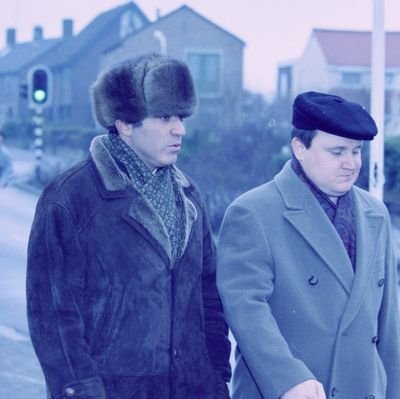 roadto2500's profile picture. just chilling | a ver hasta dónde llega el ajedrez (y el elo)...
empecé esta cuenta cuando tenía 2200 (diciembre de 2024)