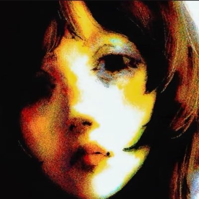DibujaIan's profile picture. rarely seen, always noticed ⋆。°✩♬ ♪