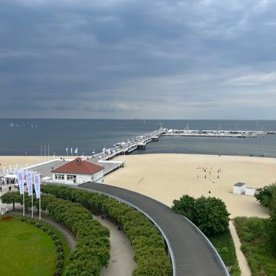 The_Redddit's profile picture. Digital Innovation 🔗 Web3.0 🌐 Finance & Blockchain 🚀 App & Fintech Promo and Referral codes 🍀