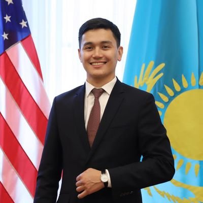 EmmanuelCh10571's profile picture. 