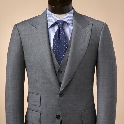 BruceOnduru's profile picture. @DULO_ATTIRES Dr. Suits 🪡               https://t.co/svTVMPSWsb
