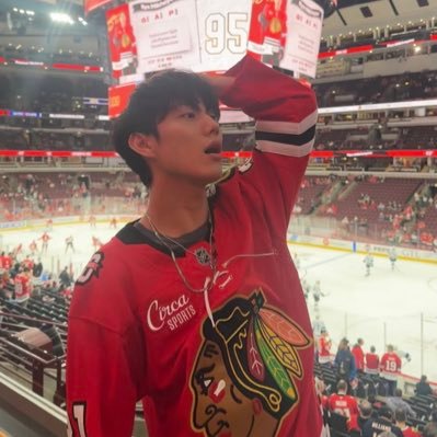 riap1ece's profile picture. she/her