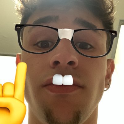 antooelich's profile picture. me gusta enseñar las tetas