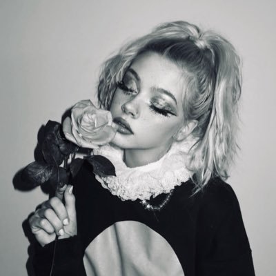 HeyThereCara's profile picture. (RP) Dissident • 🦋