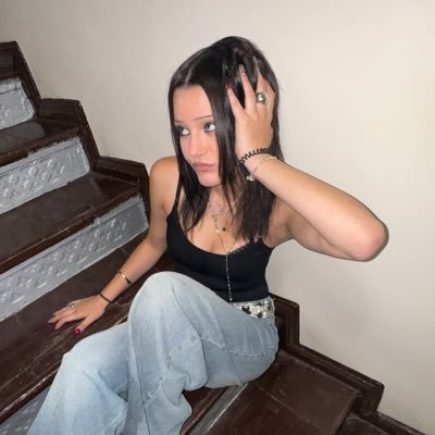 stolenmomentsel's profile picture. in my head, in my heart it will always be with you (with Connor Ball) 🩶