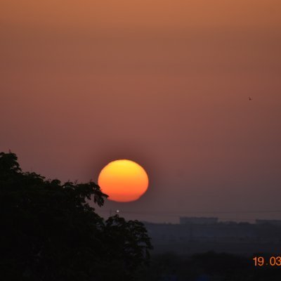 yrawat27's profile picture. 