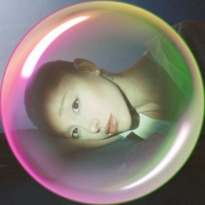 notearlesftcry's profile picture. ariana stan since 2014 ♡ | #1 sweetener fan