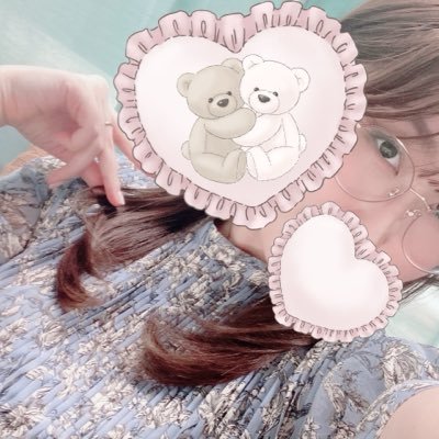 ROOMiE_sgmk's profile picture. @ROOMiE_plus_ の現役女子大生セラピスト「あなたの癒しの秘密兵器、吐息で眼鏡を曇らせて」桜木ミコです🧸ྀི🌸上品な攻め方で眼鏡っ子沼にさせちゃいます👓🪽₊˚⊹あなたにとっての気持ち良いとしあわせだと思える癒しの時間をお約束🌹🫧本指名様はDMよりリクエストとご予約承ります💌 ˎˊ˗