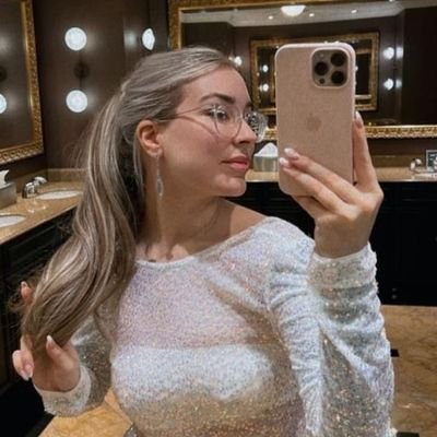 Tiffany2709852's profile picture. 