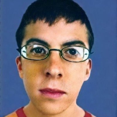 08bluetiina's profile picture. apparently god makes me want to live