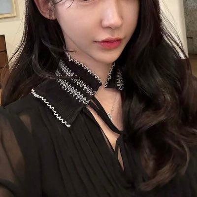 Lennad75's profile picture. 涼子(りょうこ)です🙋‍♀️独身のアラサーで実は起業家です💪某マ〇活サークル所属🤫