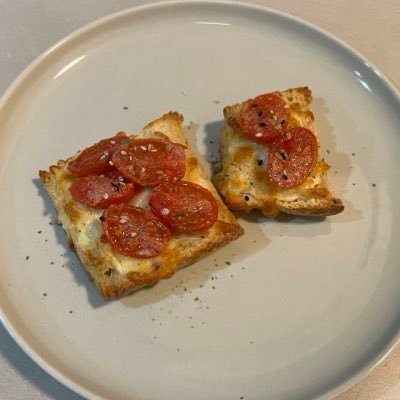 TrWakeUp's profile picture. 追星小号 || 本频道不对大众情绪负责