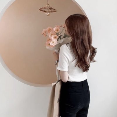 Neobright316936's profile picture. 💖 あなたの「やってみたい」を実現 ✴︎ ギャランティ100％還元＆完全無料サポート ✴︎ 初心者歓迎💎丁寧なスタートアップガイド ✴︎ メンバー限定のスペシャルイベント開催中🫧