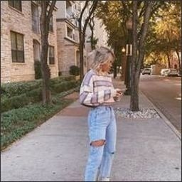 Vweepie205's profile picture. 