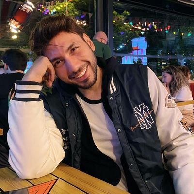 c_emrecans's profile picture. Hayata kocaman bi gülümseme