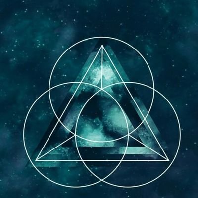 MaitreDieux's profile picture. mes 4 filles Elisa, Ira,Léa, Isa- créatrice VAMPIRA, Protec Z Z. R-sensoriel...