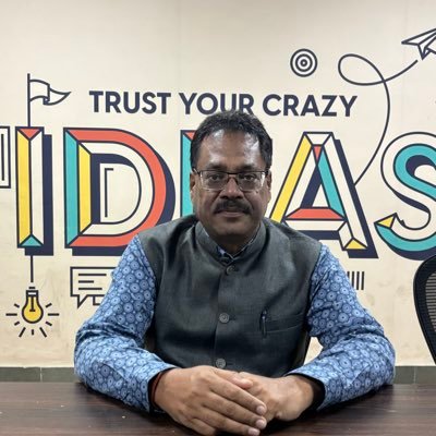 skvdst's profile picture. scientist, tweeting in personal capacity