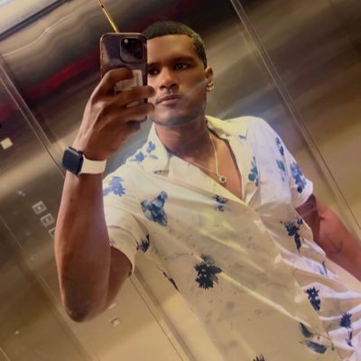 Leury_G's profile picture. Inspired by the fear of being average #Yankees #Barça