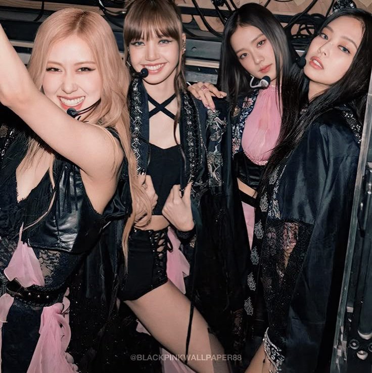 GraceBlinks0716's profile picture. Just a fan of bunch of music artists