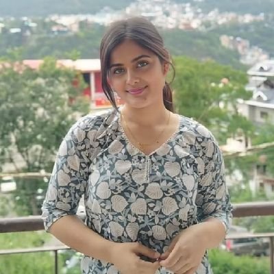 roshni_s18's profile picture. 