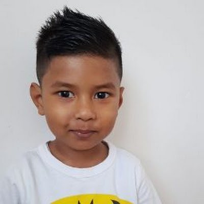 SabinaBegu88818's profile picture. 