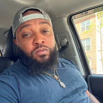 SeanDsinger's profile picture. 