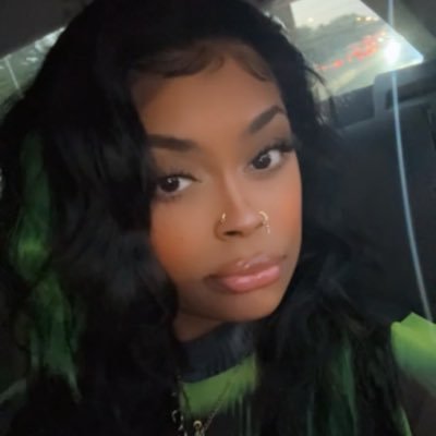 sdesiree__'s profile picture. LLN 🖤🕊