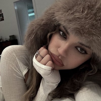 LaRhusalia's profile picture. 𝑀𝑢𝑠𝑎'𝑠 𝐻𝑎𝑟𝑚𝑜𝑛𝑦 。〝⠀( ℛoleplayer )⠀ 〞 𝚂𝚕𝚢𝚝𝚑𝚎𝚛𝚒𝚗 ──── 𝙸𝙽𝙵𝙹