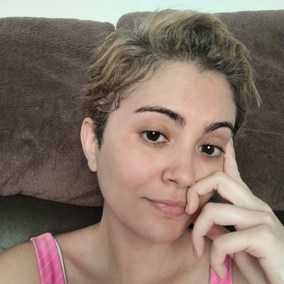 isisleall's profile picture. Desenvolvedora Front-end | Mestra em Antropologia | Vegetariana | ela/ella/she | 37 anos