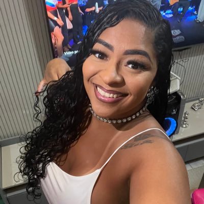 SoaresThatiana's profile picture. Treine sua mente para ser mais forte que aos seus sentimentos!✨👑