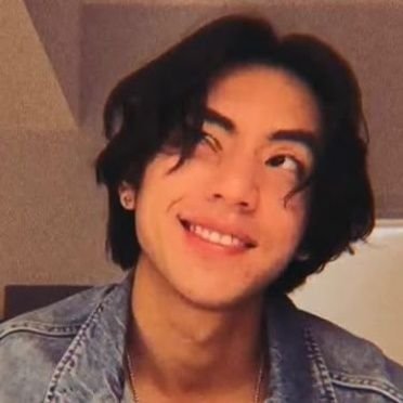 zyh_sings's profile picture. I make music! You may have seen me around~