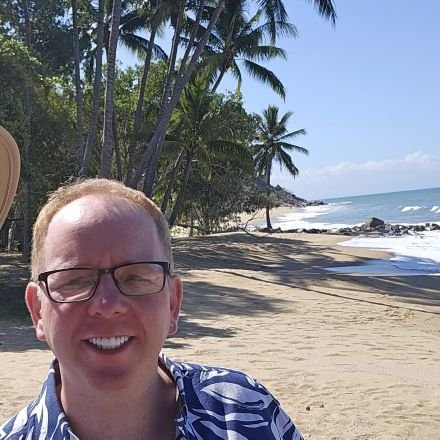 dazzamcallister's profile picture. Love wine, travel, concerts and the husband love travelling the world and tasting wine :)