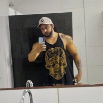 RSalazar47382's profile picture. 