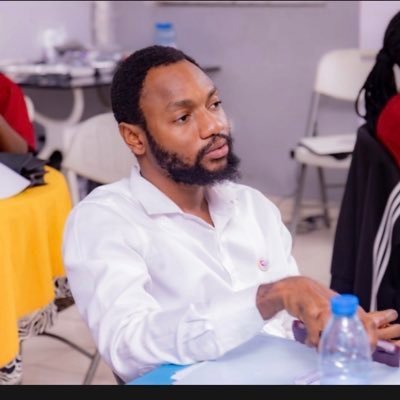 TergaEnow's profile picture. ………