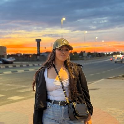 paolavare2020's profile picture. 
