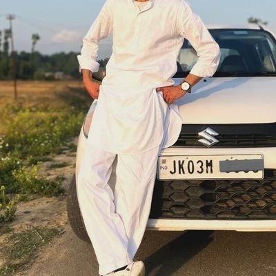 shahidmushtaqq's profile picture. Son | Brother | Husband | Friend |