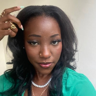 Nadreyy's profile picture. good vibes.