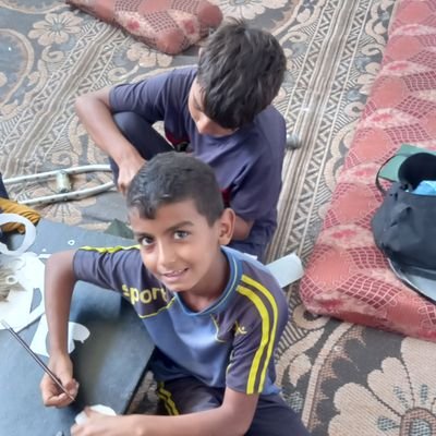 aboal_majd's profile picture. My family and I are displaced in the Mawasi area of Khan Yunis. I am from Rafah. Our house is destroyed and we live in tents. 💔😢