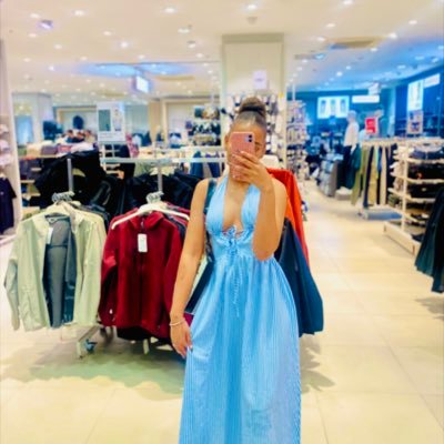 dlamini_lexie's profile picture. Capricorn🤗🌈
Swati Goddess 🇸🇿
anything but predictable 😋
🎓📚A linguist 📚
paper 💸💸 remains the main goal🤲 ❤
God over everything ❤😍