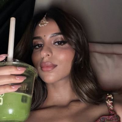 heyyshonaaaa's profile picture. 