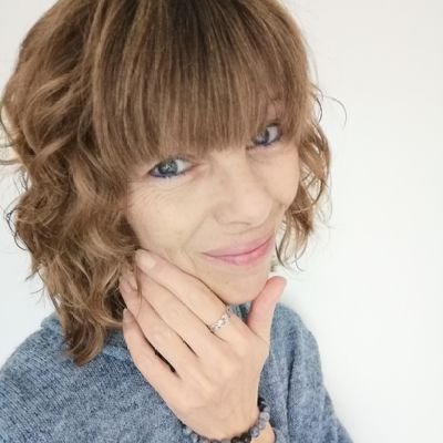 VEdiele45424's profile picture. 
